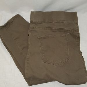 Gloria Vanderbilt Avery Pull-On Jeans